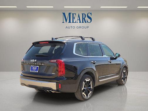 Ebony Black 2025 Kia Telluride S