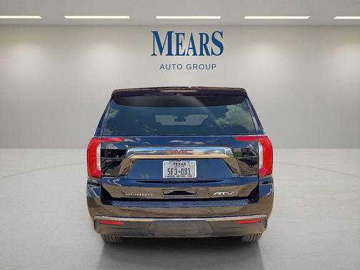 2021 GMC Yukon 4WD AT4