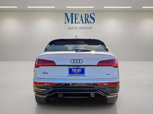 2024 Audi Q5 45 S line Premium Plus