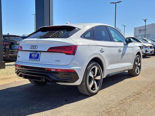2024 Audi Q5 45 S line Premium Plus