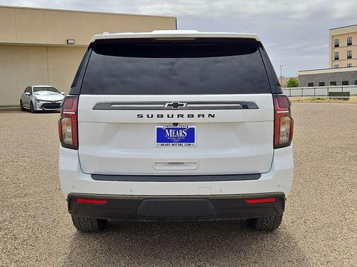 Summit White 2021 Chevrolet Suburban 4WD Z71