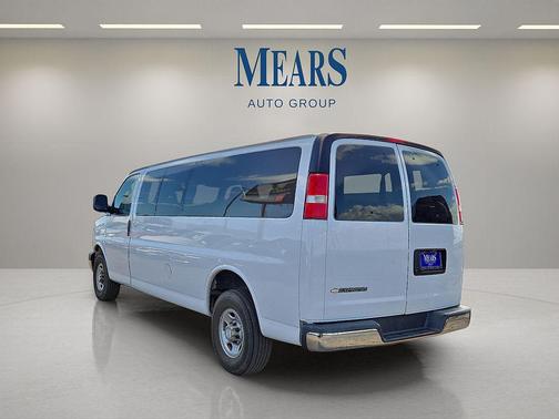 2019 Chevrolet Express 3500 LT
