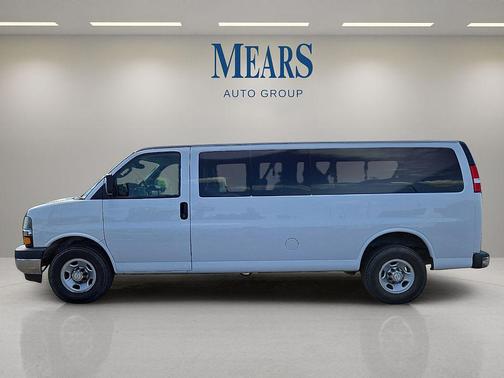 2019 Chevrolet Express 3500 LT