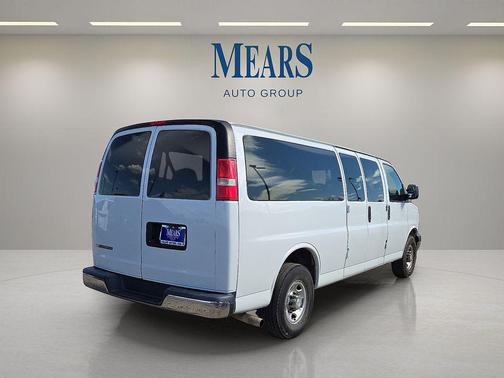 2019 Chevrolet Express 3500 LT