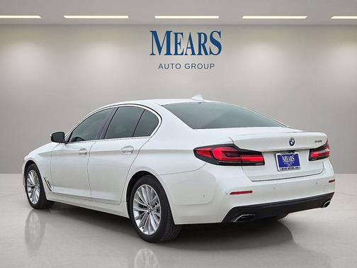 White Metallic 2021 BMW 540 540i