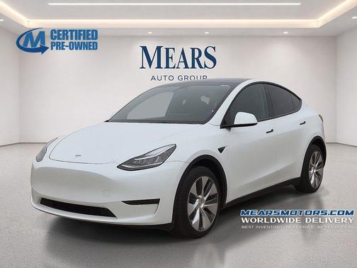 Pearl White Multi-Coat 2023 Tesla Model Y Long Range Dual Motor All-Wheel Drive
