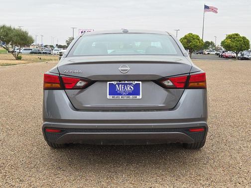 Gun Metallic 2025 Nissan Altima 2.5 SV