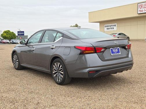 Gun Metallic 2025 Nissan Altima 2.5 SV