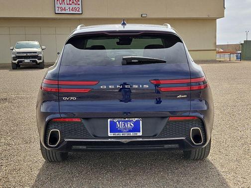 2025 Genesis GV70 2.5T AWD