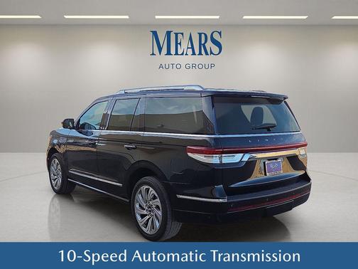 2024 Lincoln Navigator Reserve