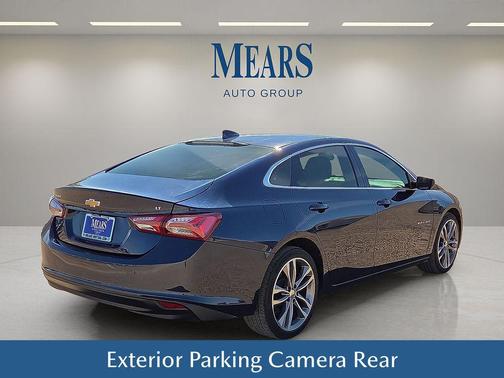 2022 Chevrolet Malibu FWD LT