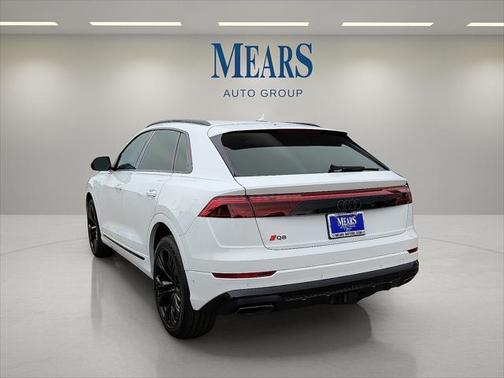 2025 Audi Q8 55 Premium Plus