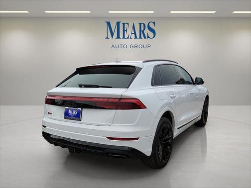 2025 Audi Q8 55 Premium Plus