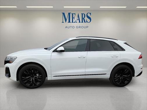 2025 Audi Q8 55 Premium Plus