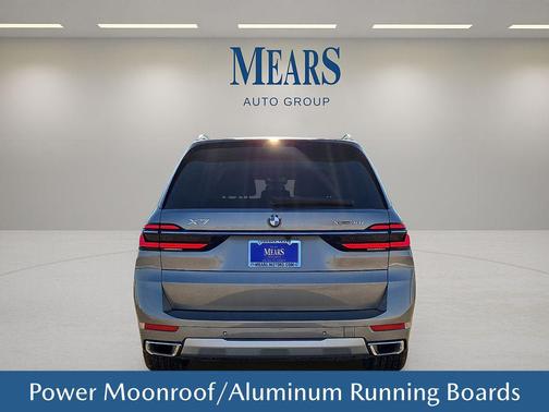 Gray 2026 BMW X7 xDrive40i
