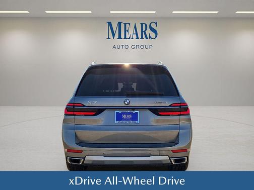 2026 BMW X7 xDrive40i