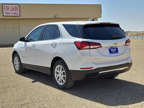 Iridescent Pearl Tricoat 2022 Chevrolet Equinox 1LT