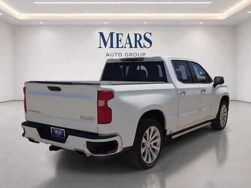 Iridescent Pearl Tricoat 2020 Chevrolet Silverado 1500 High Country