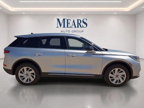 SILVER RADIANCE MET CC 2022 Lincoln Corsair Standard
