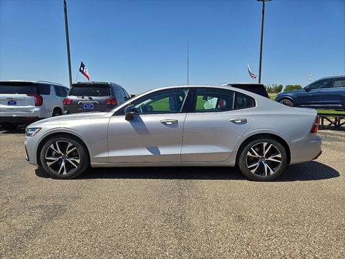 2025 Volvo S60 B5 Core