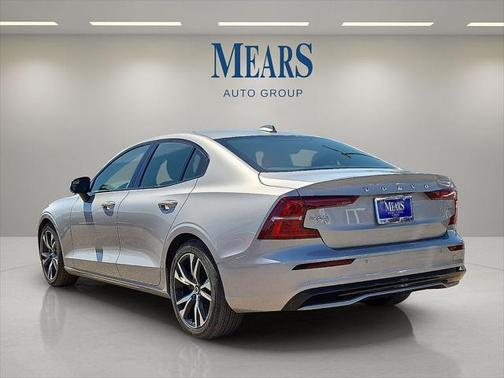 2025 Volvo S60 B5 Core