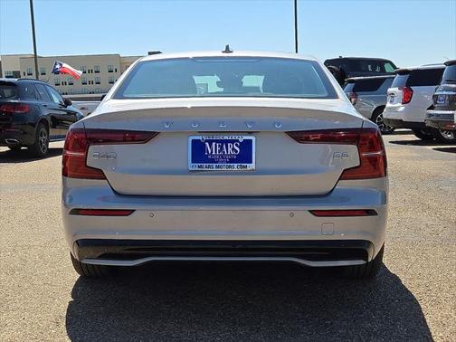 2025 Volvo S60 B5 Core