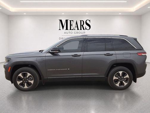 Baltic Gray Metallic Clearcoat 2022 Jeep Grand Cherokee 4xe Base