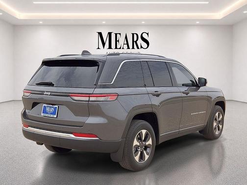 Baltic Gray Metallic Clearcoat 2022 Jeep Grand Cherokee 4xe Base