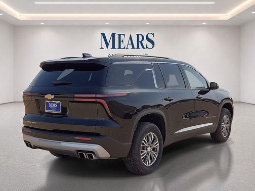 Mosaic Black Metallic 2025 Chevrolet Traverse LT