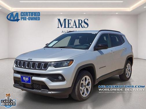 Silver Zynith Metallic Clearcoat 2025 Jeep Compass Latitude