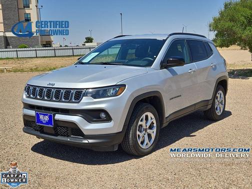 Silver Zynith Metallic Clearcoat 2025 Jeep Compass Latitude