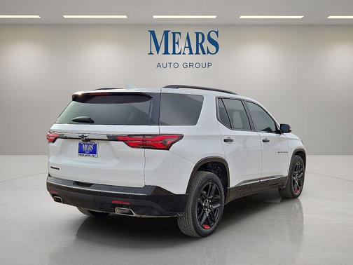 2022 Chevrolet Traverse Premier
