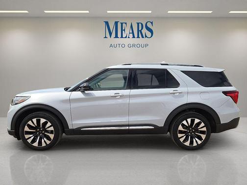 SPACE WHITE METALLIC 2025 Ford Explorer Platinum
