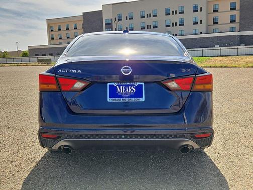 Deep Blue Pearl 2022 Nissan Altima SR FWD