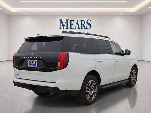 OXFORD WHITE 2025 Ford Expedition Active