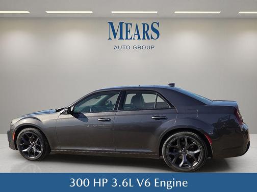 2023 Chrysler 300 S