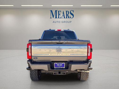 2026 Ford F-250 Platinum