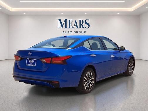 Bluestone Pearl 2025 Nissan Altima 2.5 SV