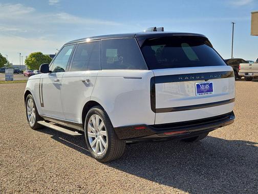 White 2023 Land Rover Range Rover P400 SE