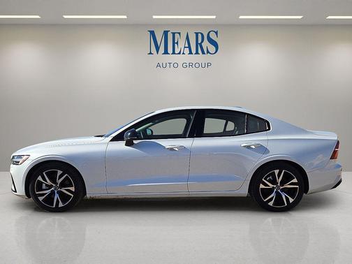 2025 Volvo S60 B5 Core