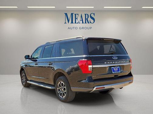 2023 Ford Expedition Max XLT