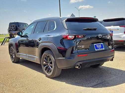 2024 Mazda CX-50 2.5 S Preferred