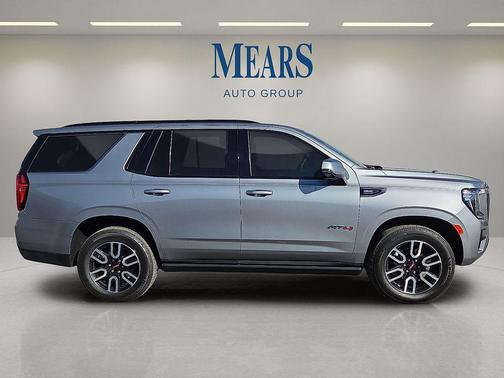2023 GMC Yukon 4WD AT4