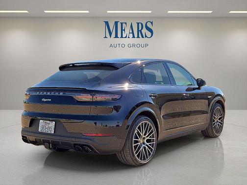 2022 Porsche Cayenne Cayenne