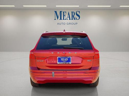2023 Volvo XC60 B5 Core