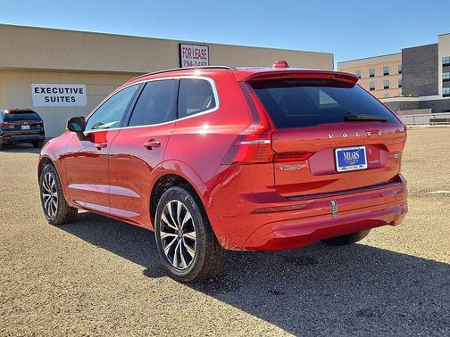 2023 Volvo XC60 B5 Core