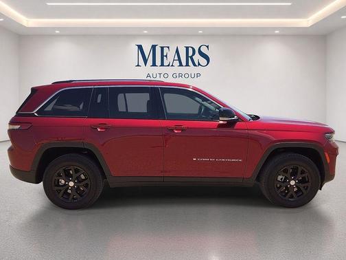 Velvet Red Pearlcoat 2023 Jeep Grand Cherokee Limited