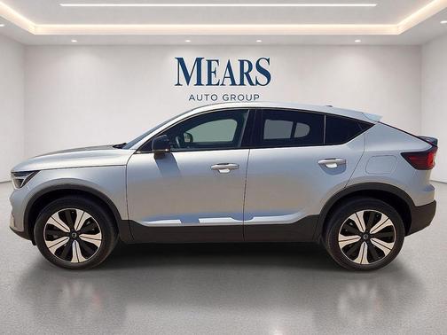 Silver Dawn Metallic 2023 Volvo C40 Recharge Pure Electric Twin Core