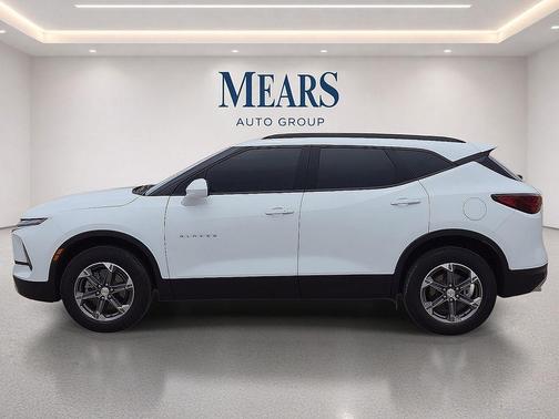 Summit White 2025 Chevrolet Blazer 2LT