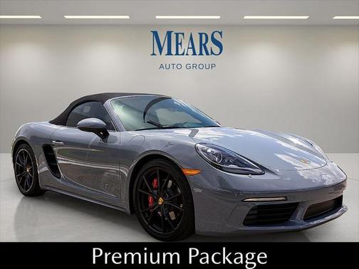 2024 Porsche 718 Boxster S
